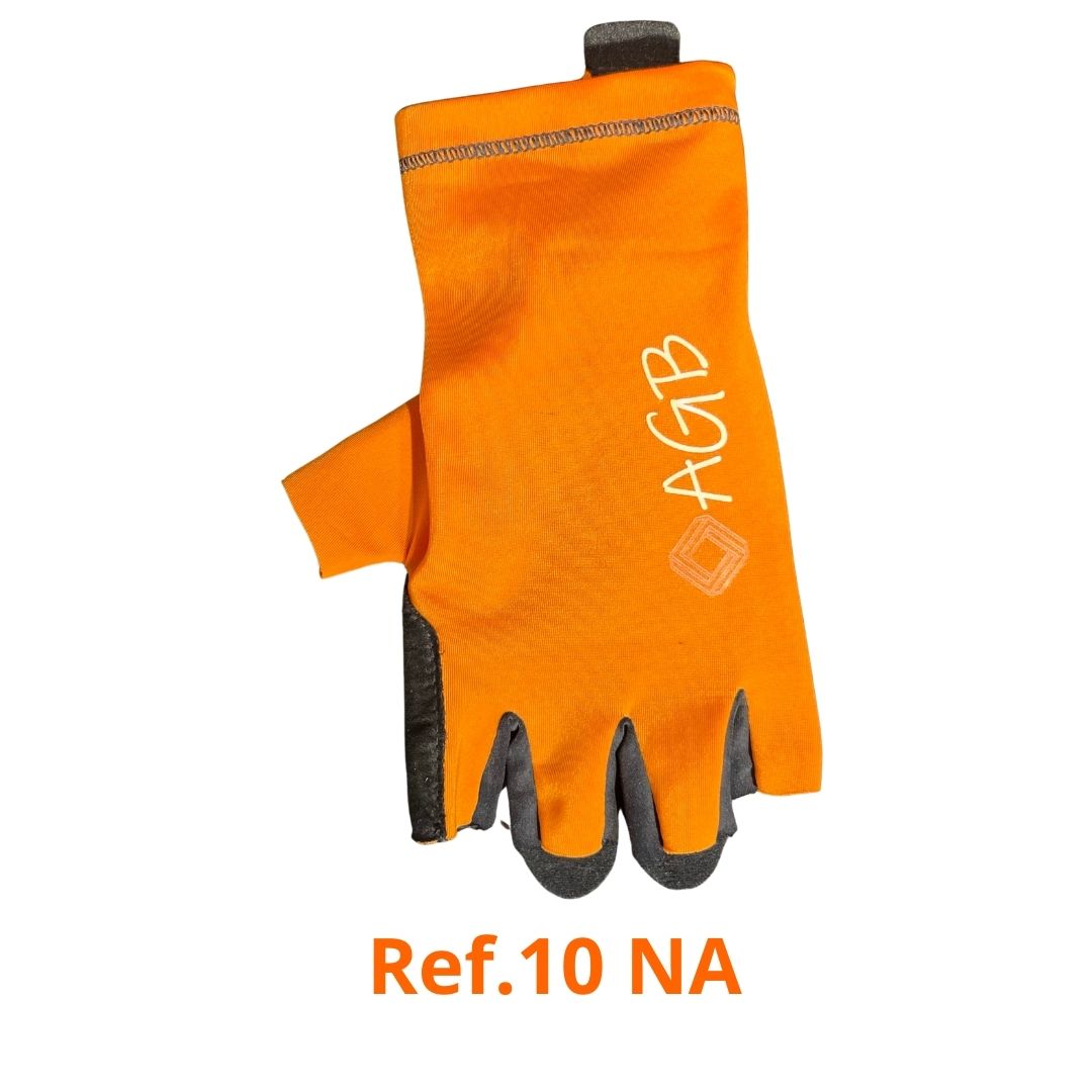 Guantes de ciclismo de dedos cortos color naranja con ajuste transpirable y palma acolchada de A Guapa Bike.