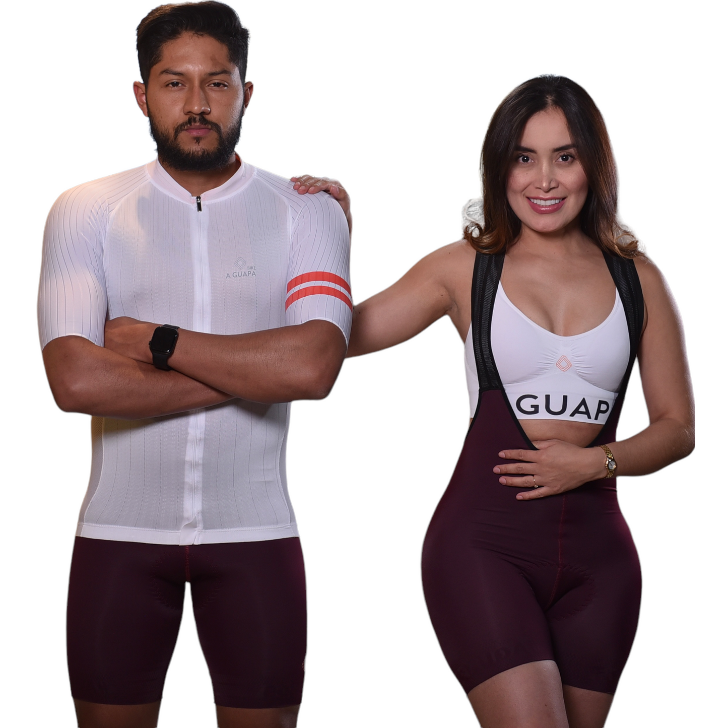 Modelos posando en pareja con conjunto de ropa de ciclismo para hombre y mujer Pro Max vino tinto